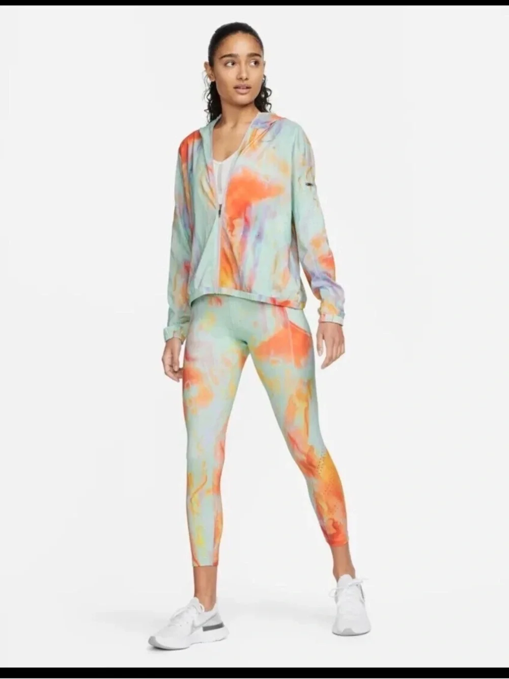 NWT Vibrant Nike Performance Running Set